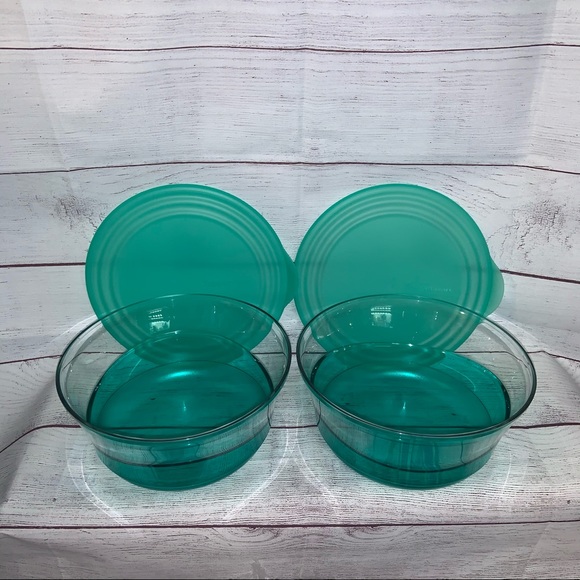 Tupperware Kitchen 2 Tupperware Sheerly Elegant Bowls 489 Green 23l
